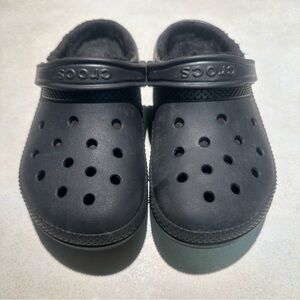 Crocs Classic Lined Clog – Black/Black – Dual Crocs Comfort Unisex Men 5 Women 7